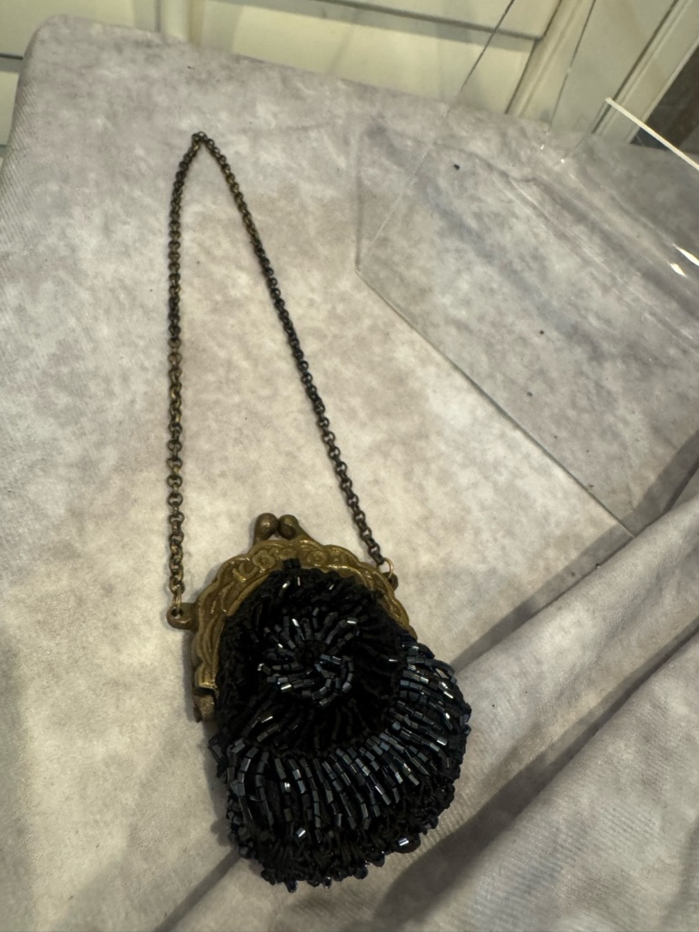 Vintage-Inspired 1950’s coin‎ purse Black Beaded  Bag